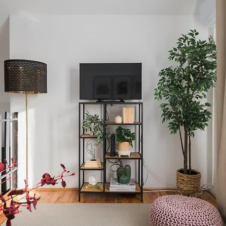 Apartment Poettyoes Ponty Elegance Boutique Vendeghaz *