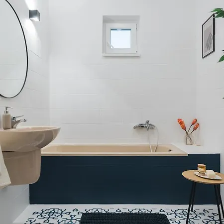 Poettyoes Ponty Elegance Boutique Vendeghaz Apartment *