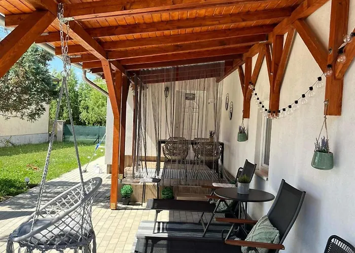 Poettyoes Ponty Elegance Boutique Vendeghaz Kisköre
