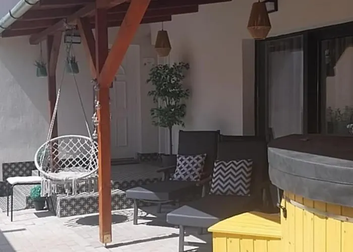 Poettyoes Ponty Elegance Boutique Vendeghaz Kisköre